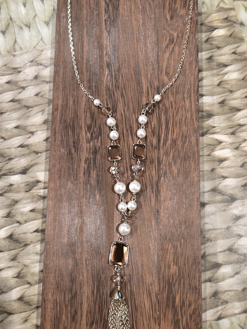 Ann Taylor Factory Stunning Gold Tone Pearl & Amber Crystal Tassel Necklace